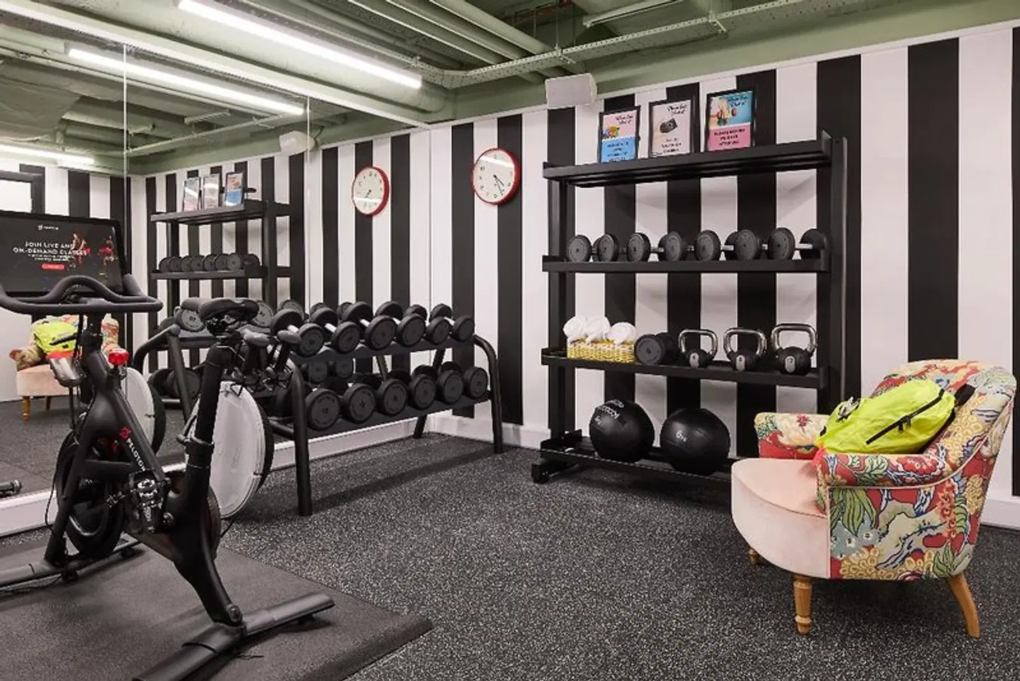 Mama Shelter London Shoreditch SPORTS_AND_LEISURE