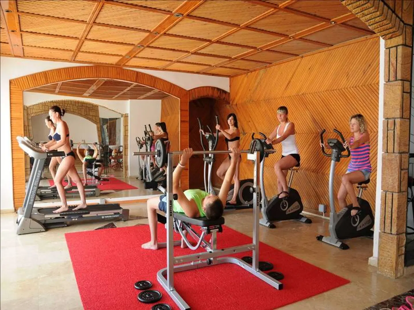Rubi Hotel SPORTS_AND_LEISURE