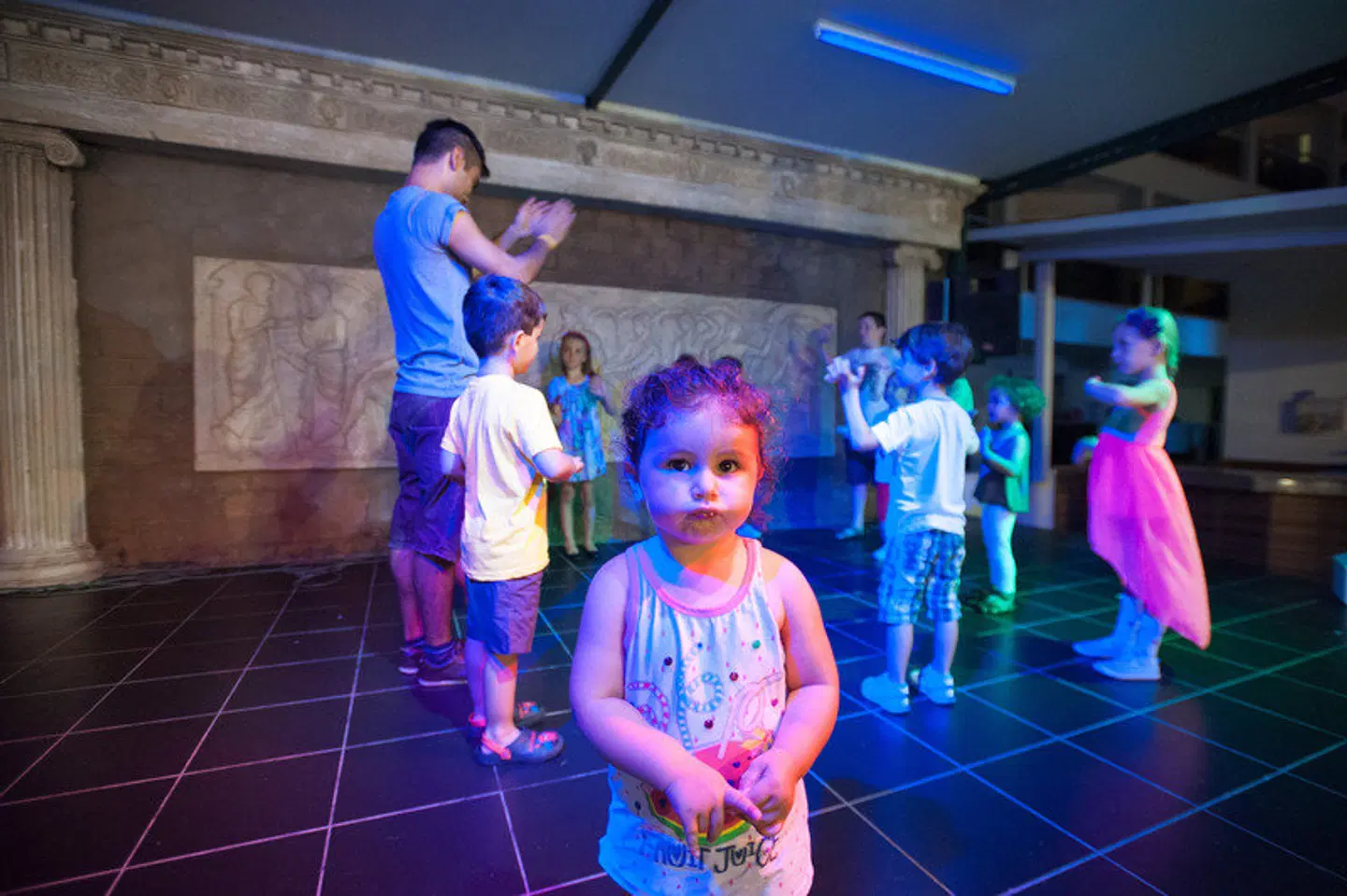 Antique Roman Palace PEOPLE