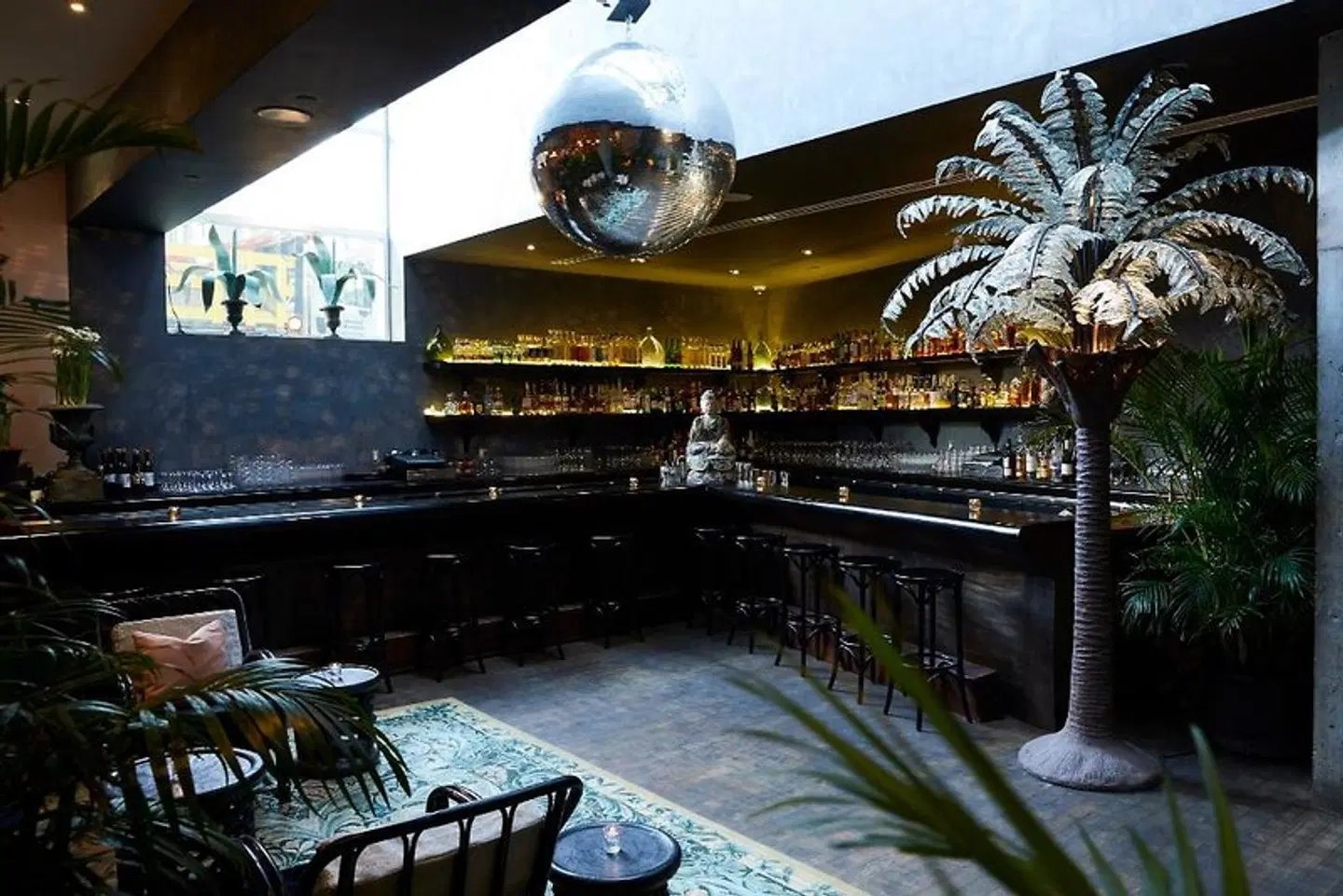 ModernHaus SoHo Bar