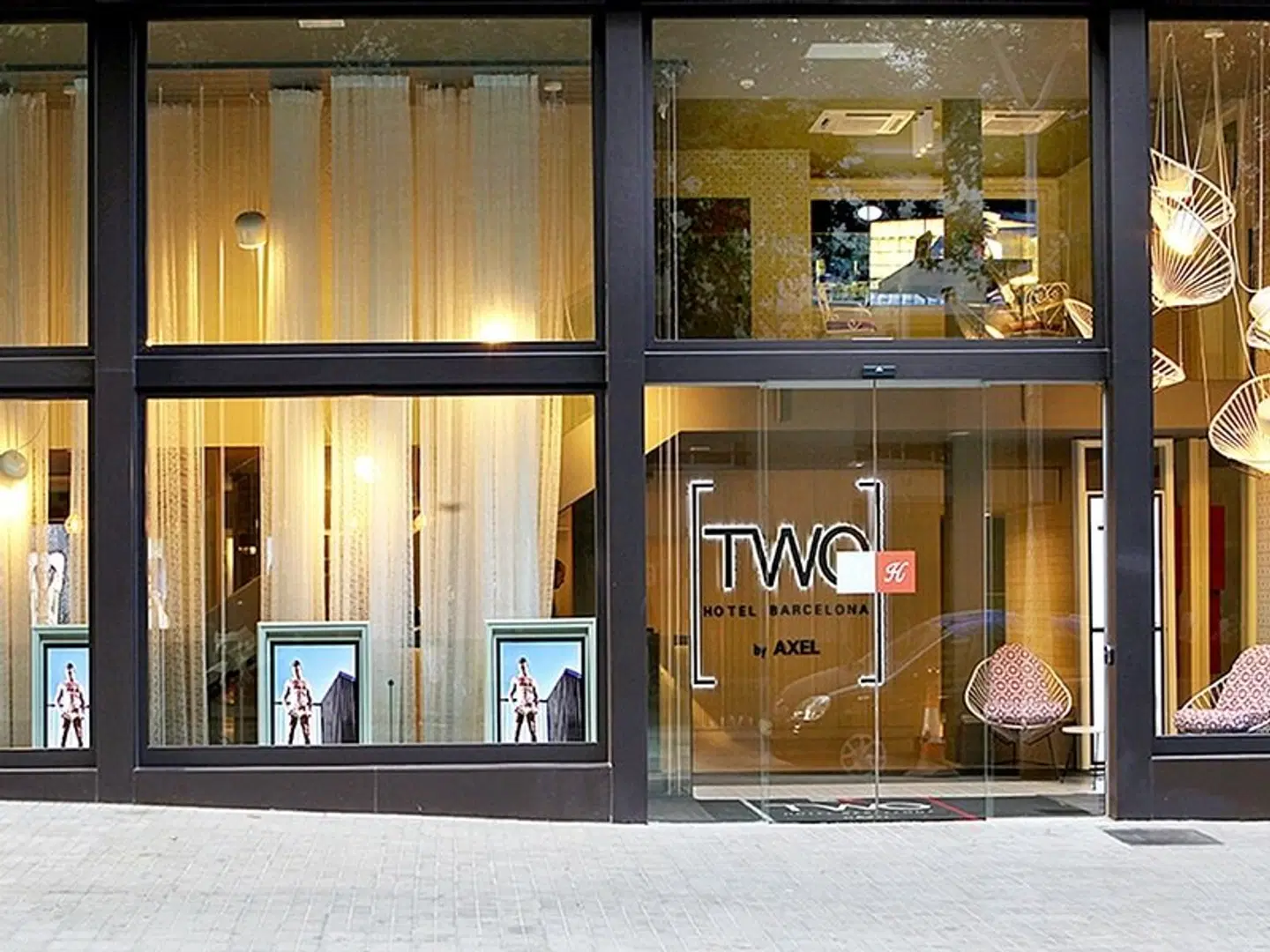 TWO Hotel Barcelona by Axel LOUNGE_LOBBY