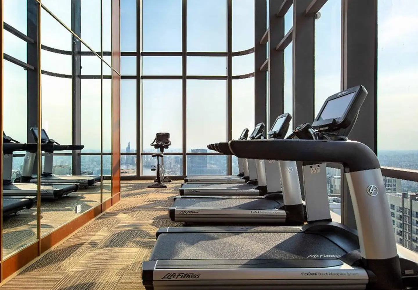 Vinpearl Landmark 81, Autograph Collection Hallenbad