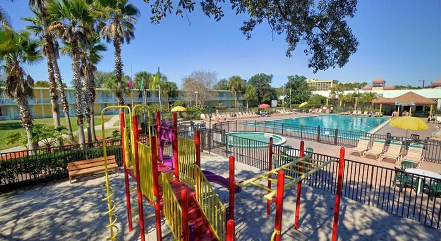 Seralago Hotel & Suites Main Gate East SPORTS_AND_LEISURE