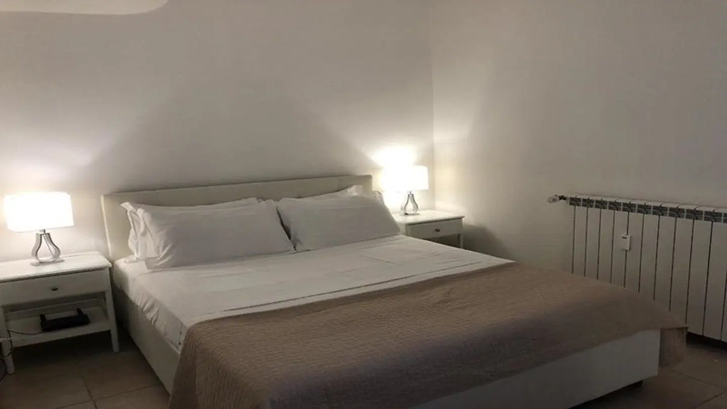 Oro 1 ROOM_EXAMPLE