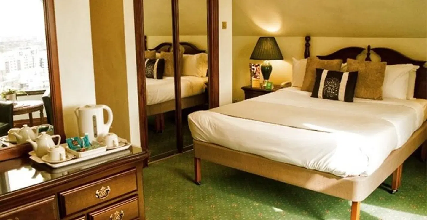 Britannia International ROOM_EXAMPLE