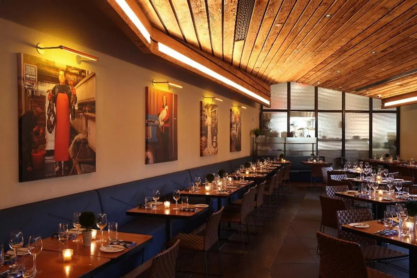 ModernHaus SoHo Bar