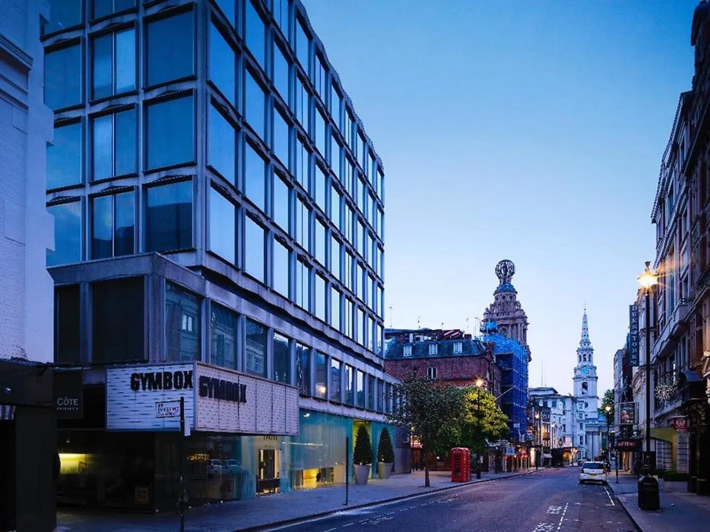 St. Martins Lane London EXTERIOR