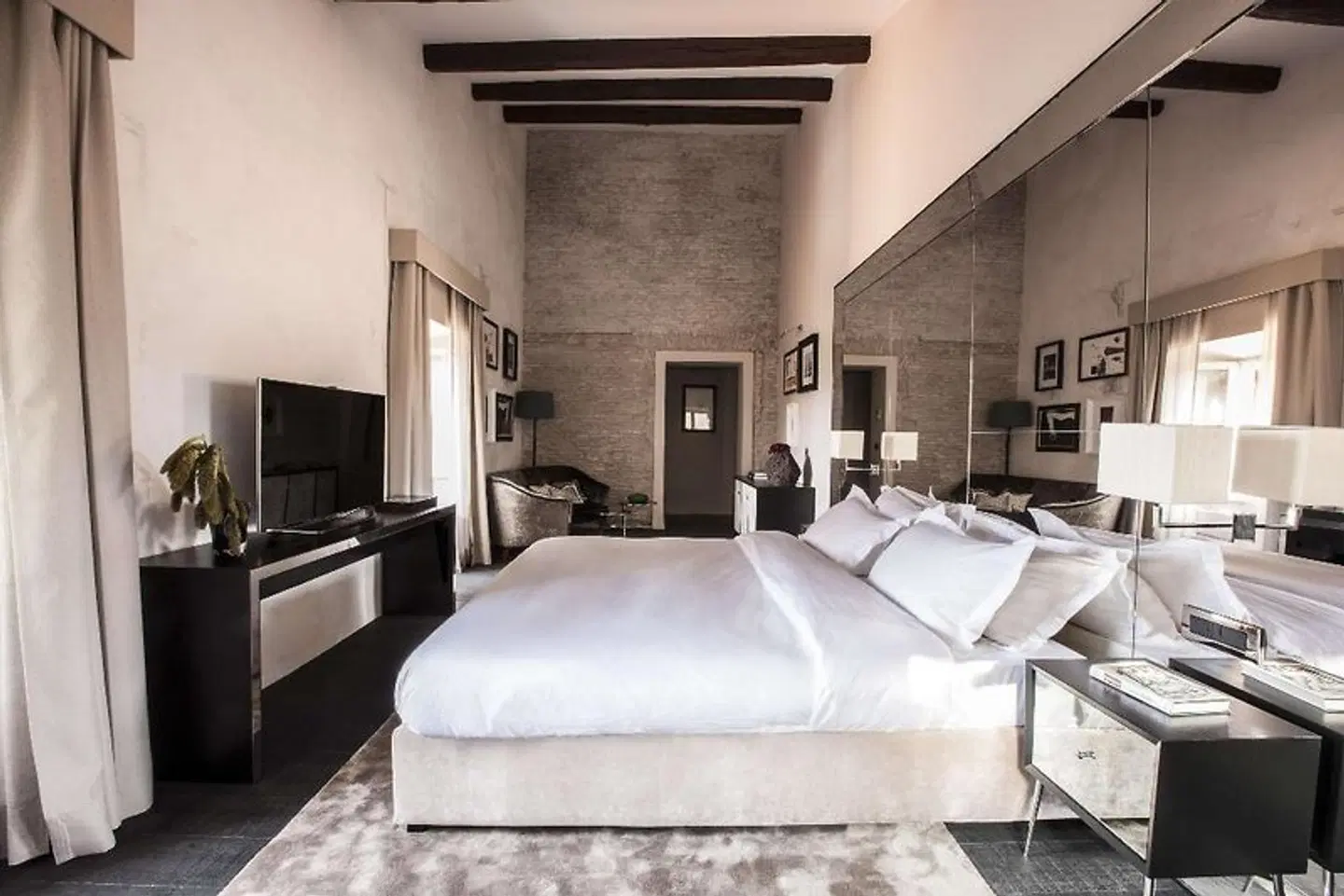 DOM Hotel Roma ROOM_EXAMPLE