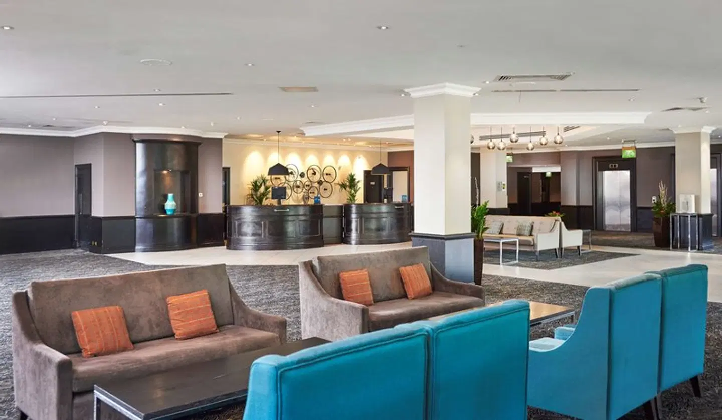 DoubleTree by Hilton Hotel Coventry Bar