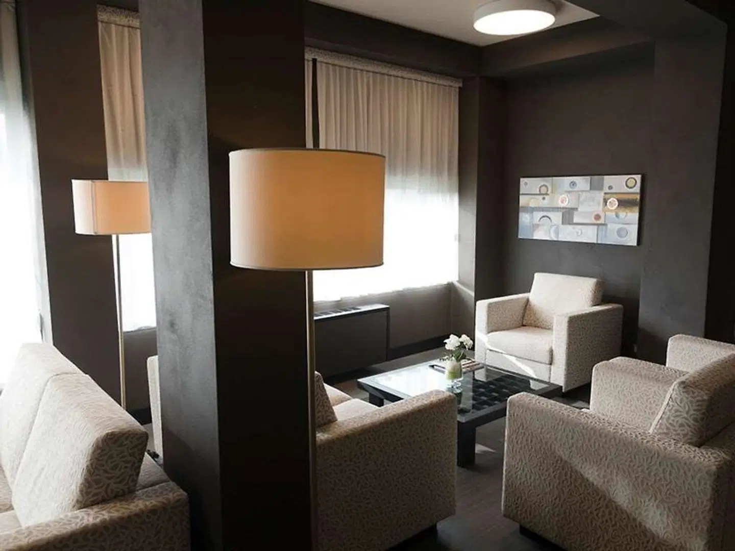 King ROOM_EXAMPLE