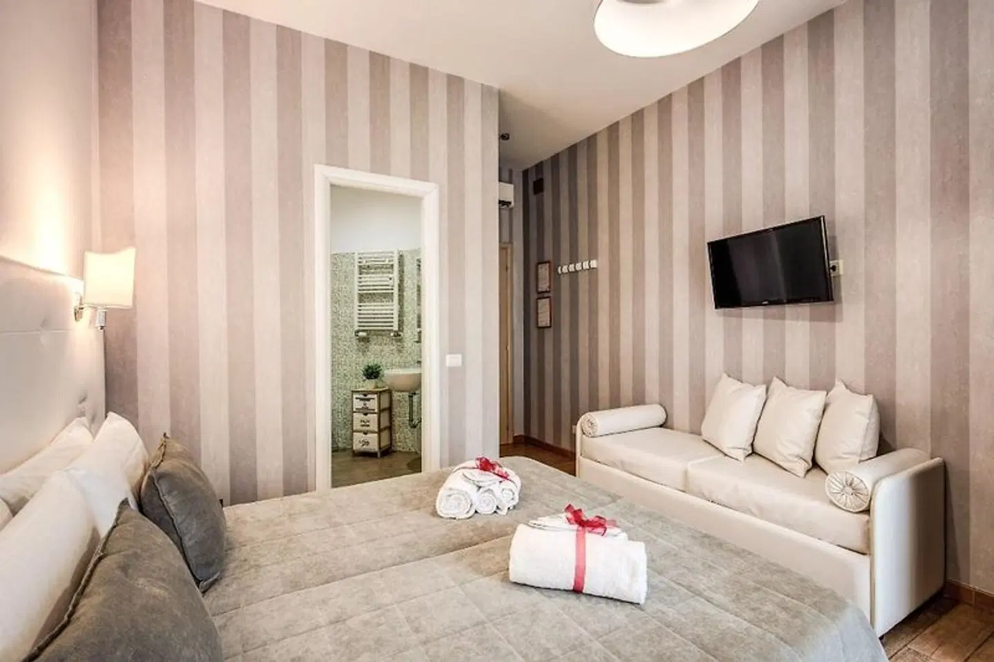 Santamaria Inn ROOM_EXAMPLE