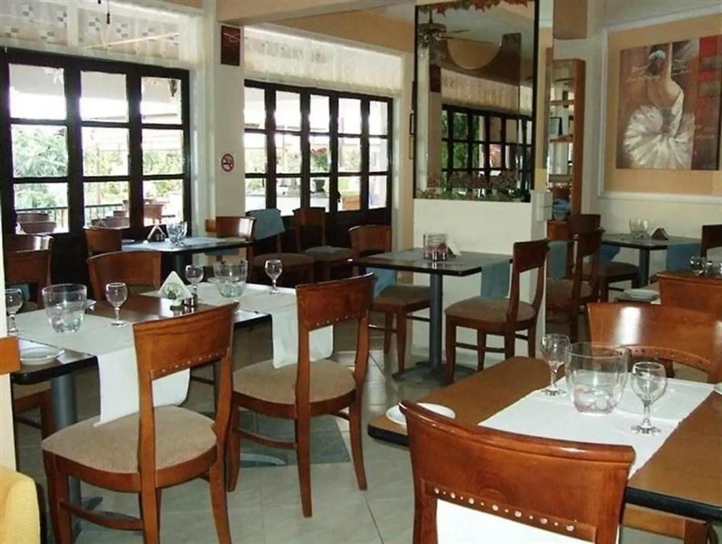 Fitos Inn Restaurant