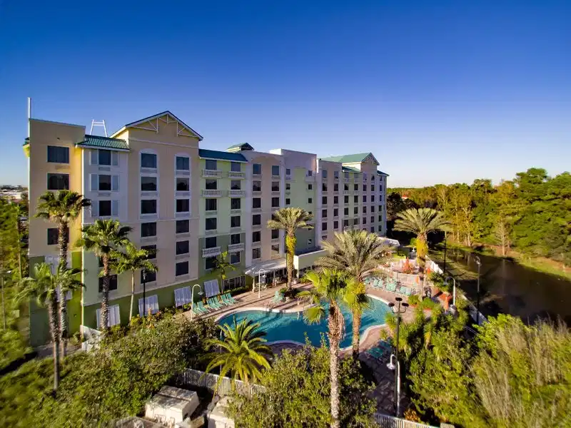 Comfort Suites Maingate East – Hotelfoto
