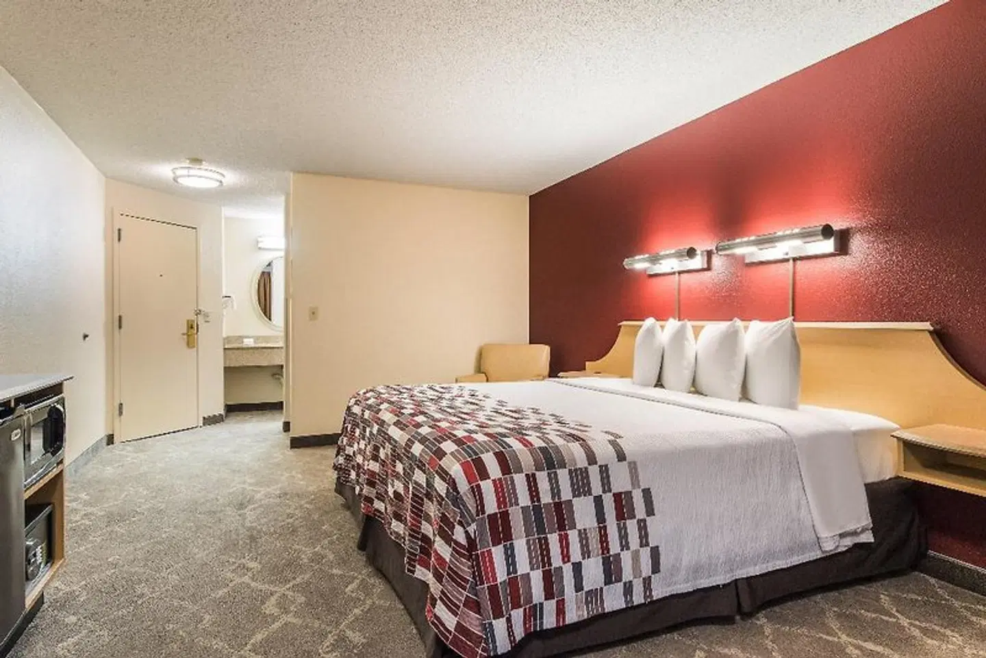 Red Roof Inn Seattle Airport - SEATAC ROOM_EXAMPLE
