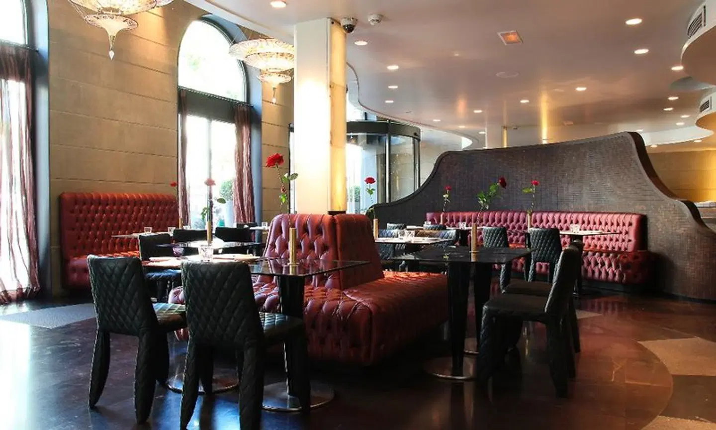 Hotel Bagués Bar
