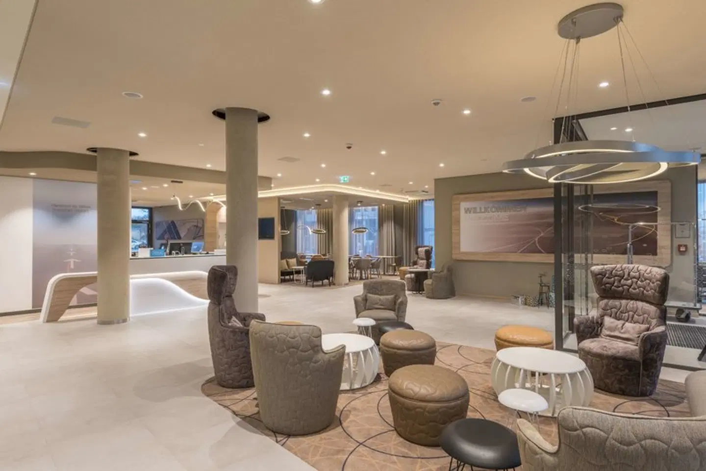 Hampton by Hilton Frankfurt Airport LOUNGE_LOBBY