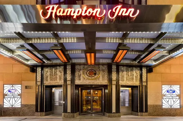 Hampton Inn Chicago Downtown/N Loop/Michigan Ave EXTERIOR
