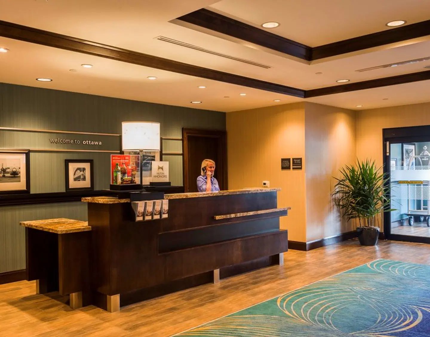 Hampton Inn by Hilton Ottawa Airport LOUNGE_LOBBY