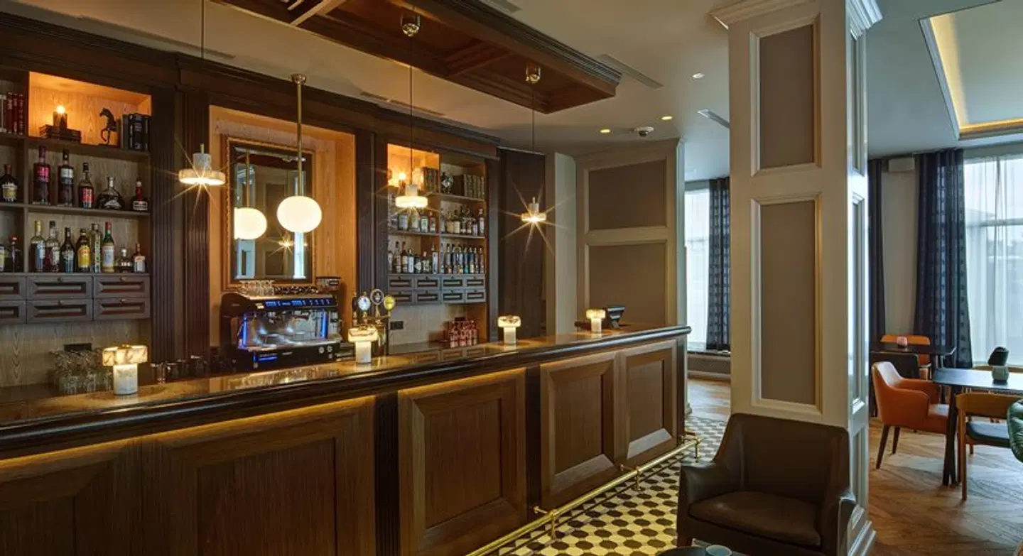 Reykjavik Konsulat Hotel, Curio Collection by Hilton Bar