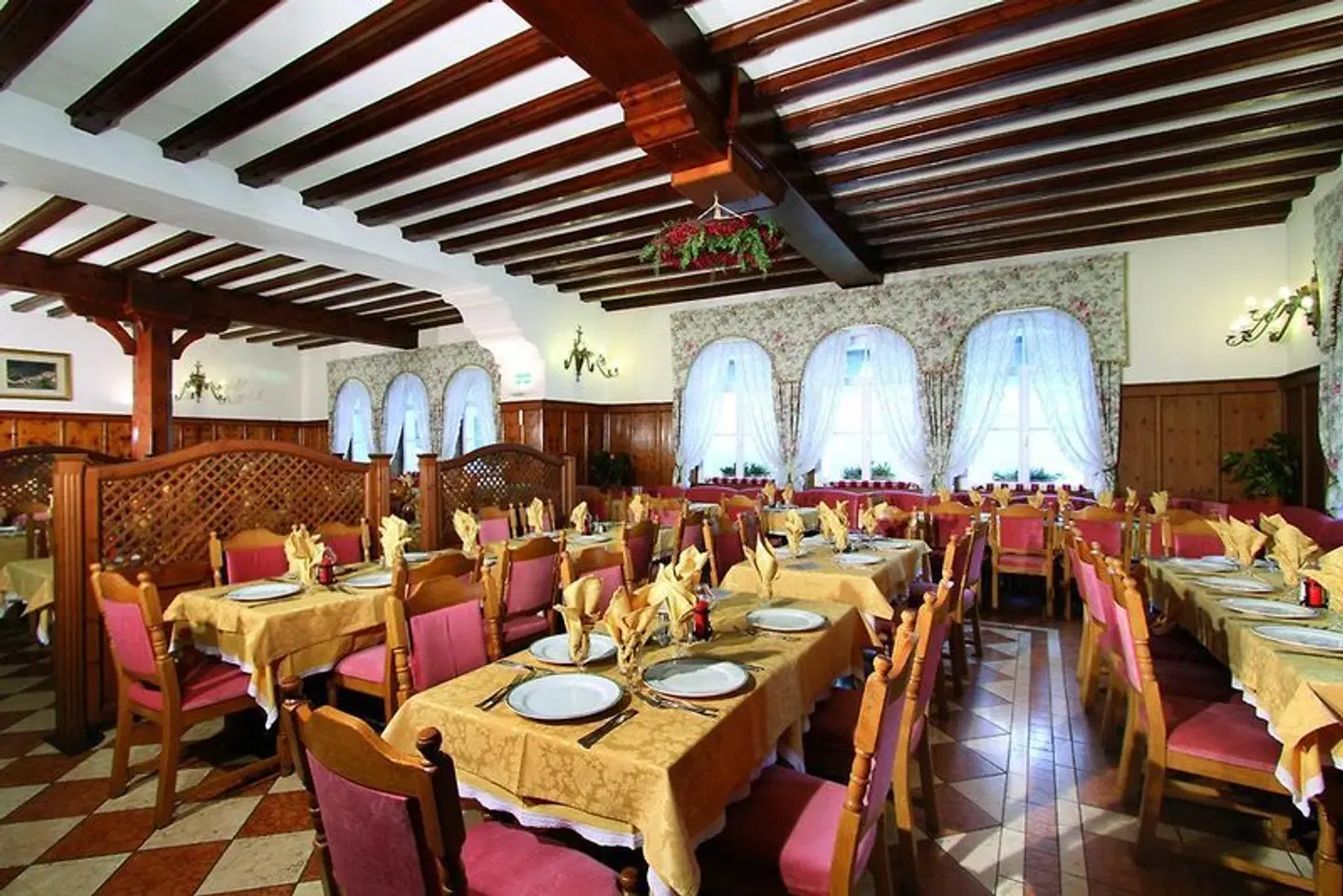 Schloss Hotel Dolomiti Restaurant