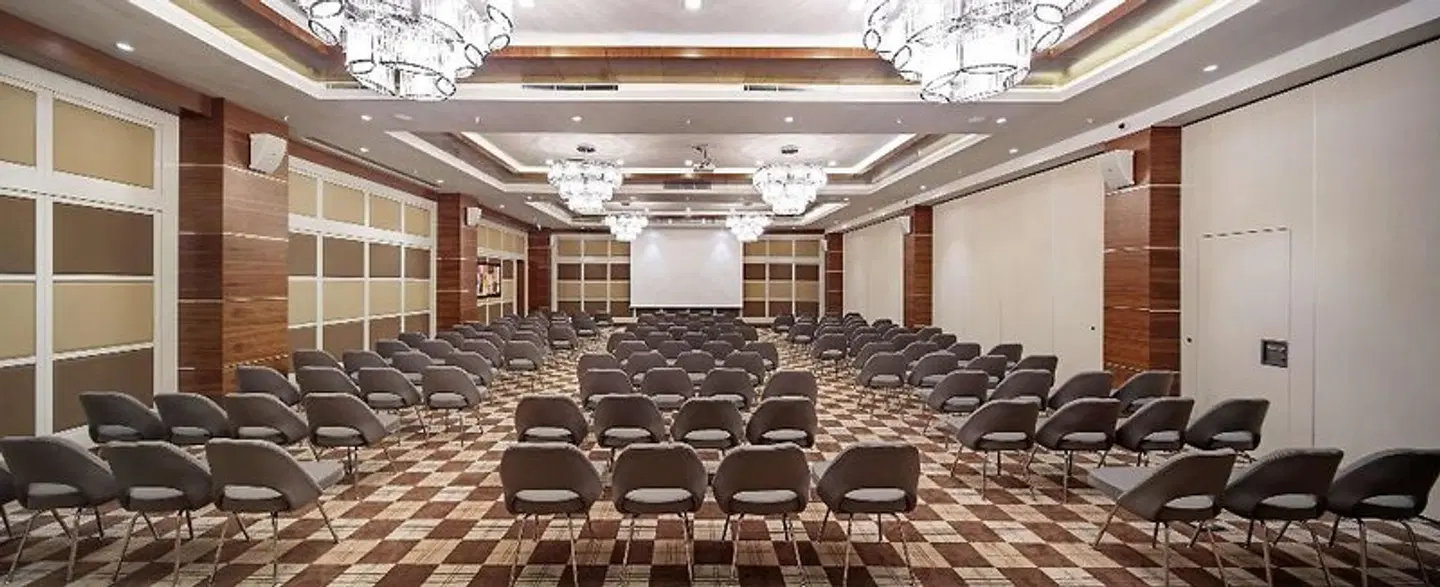 DoubleTree by Hilton Kusadasi Konferenz