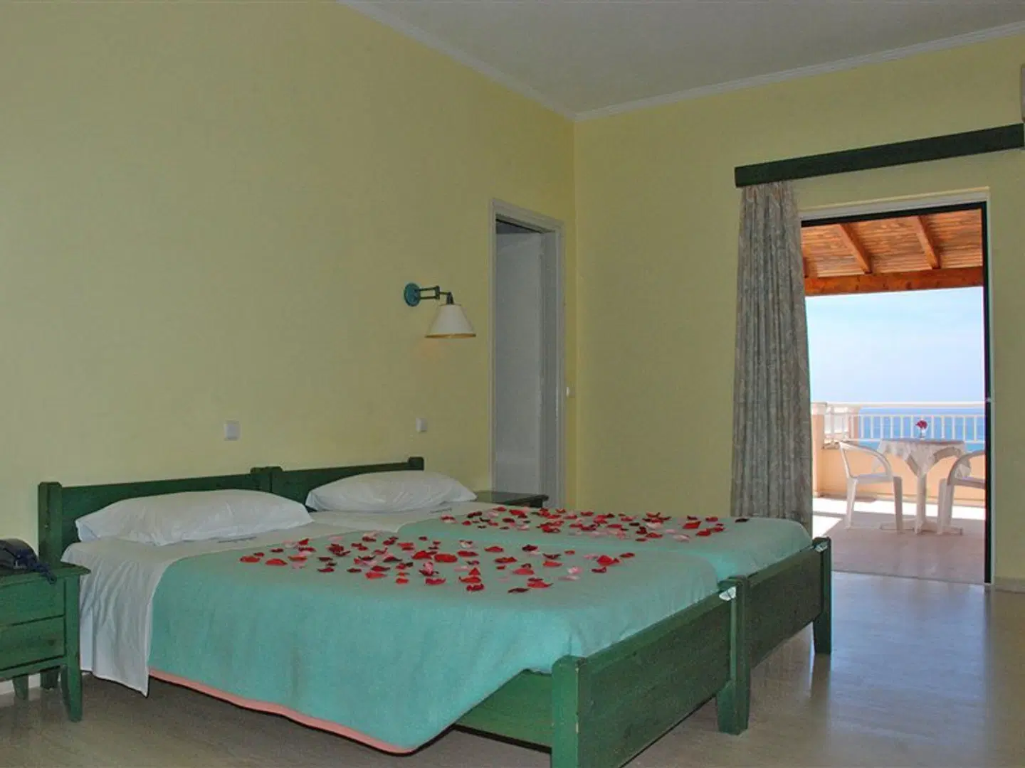 Paramonas Hotel ROOM_EXAMPLE