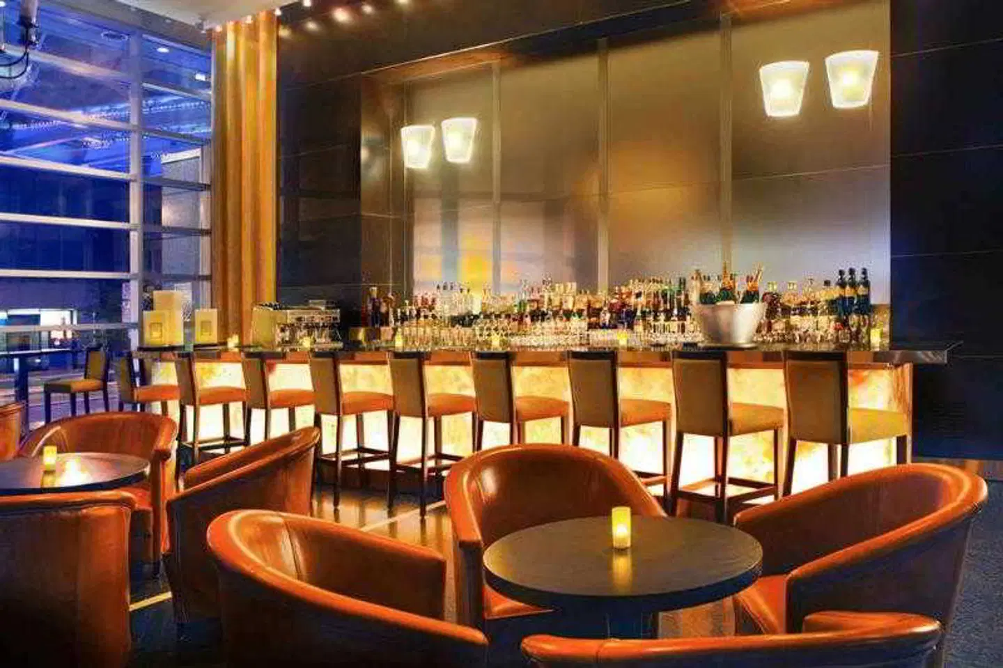 Sofitel Montreal Golden Mile Bar