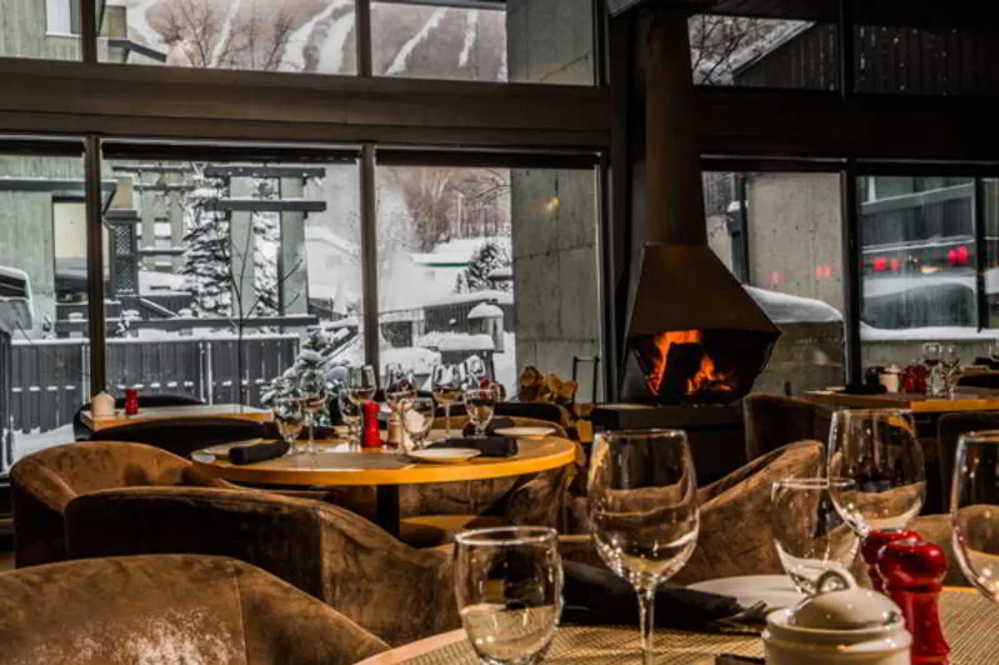 Chateau Mont Sainte-Anne Bar