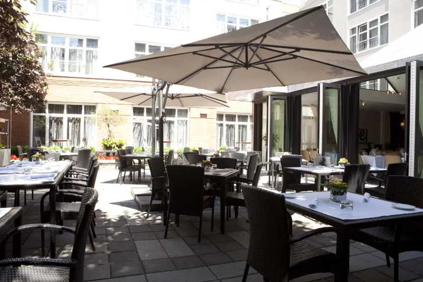 Le Saint-Sulpice Hotel Montreal Garten