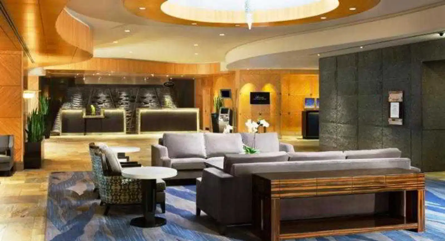 Fairmont Vancouver Airport Lobby