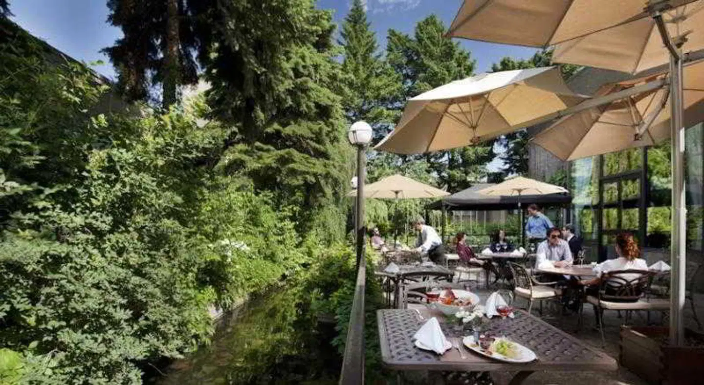 Bonaventure Montreal Terrasse