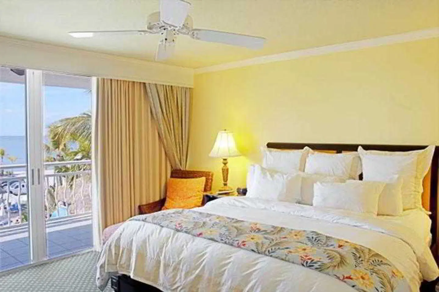 Reefhouse Resort & Marina ROOM_EXAMPLE