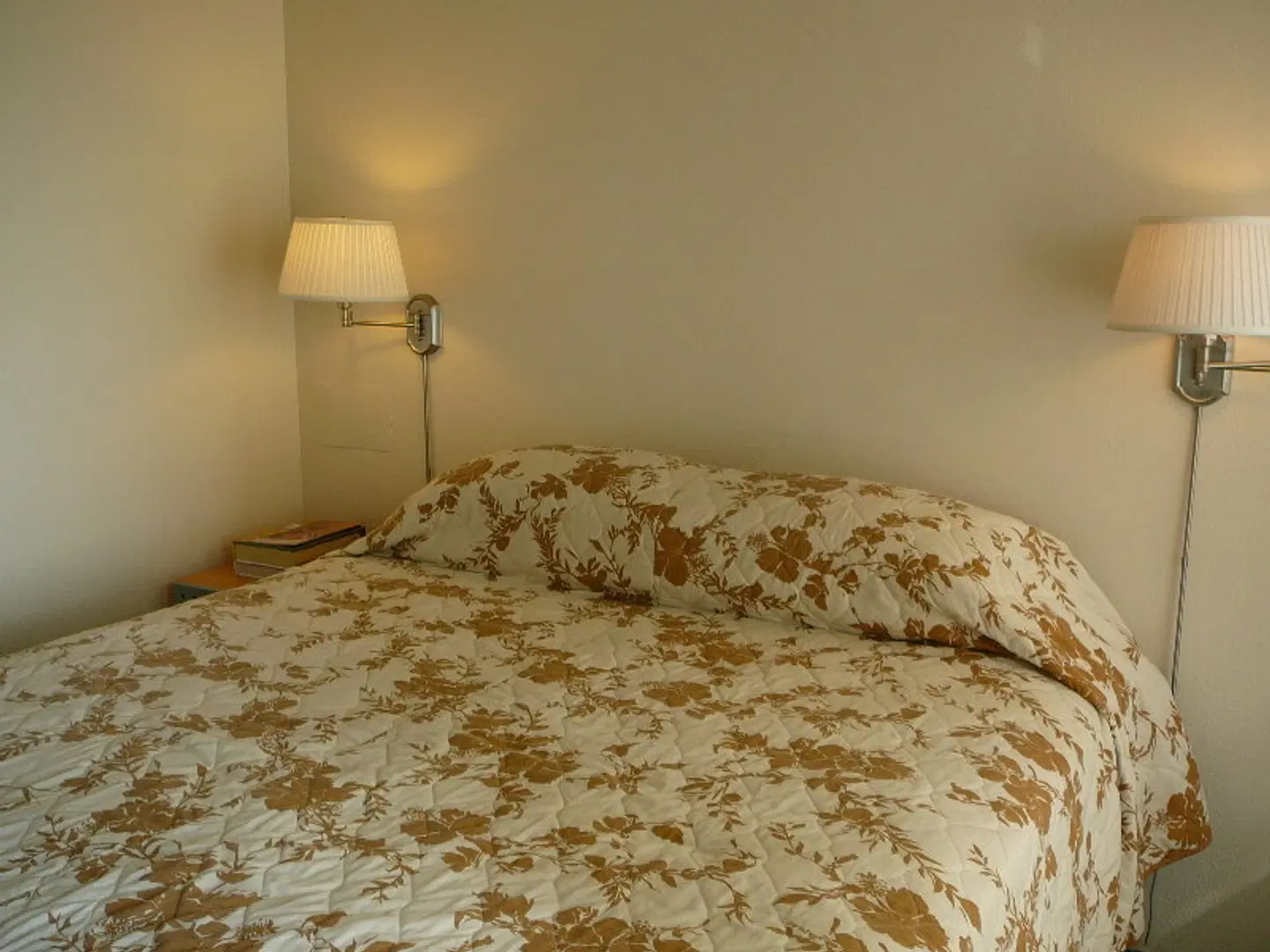 Castle Waikiki Grand Hotel ROOM_EXAMPLE