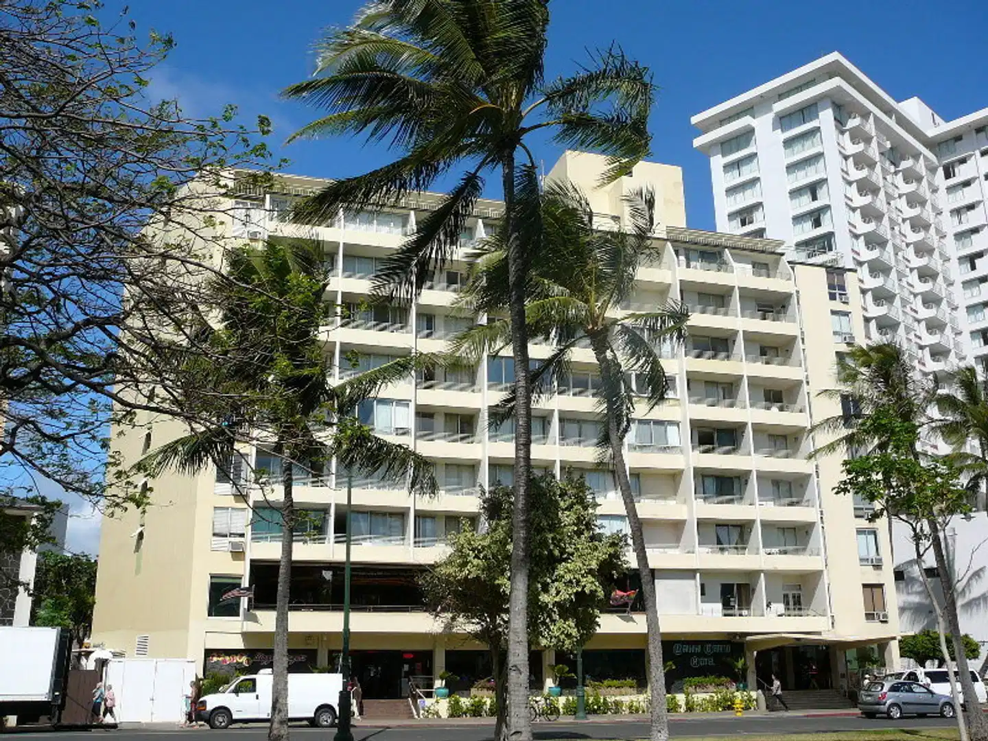 Castle Waikiki Grand Hotel Aussenansicht