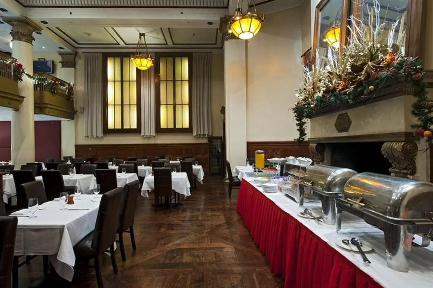 Dylan Hotel Restaurant