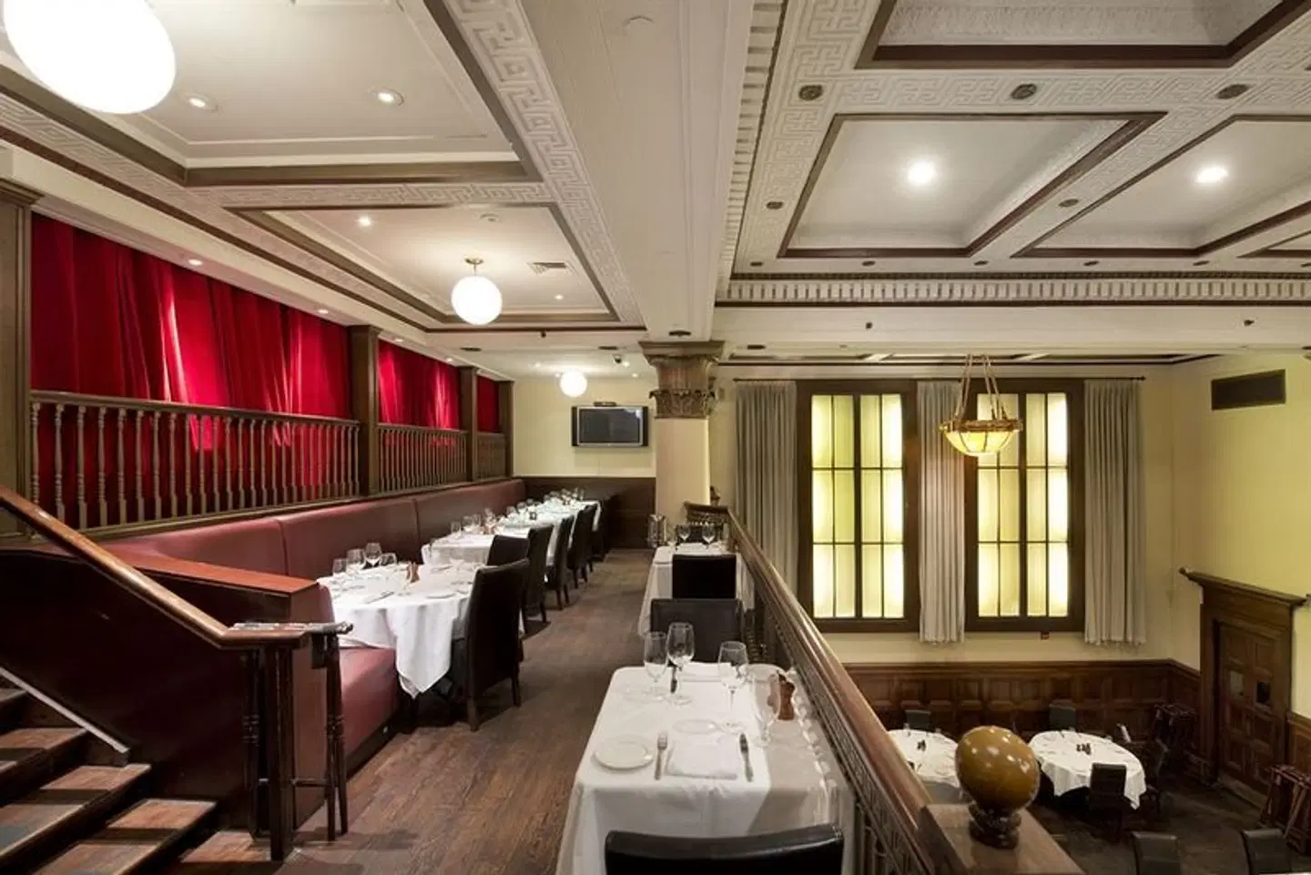 Dylan Hotel Restaurant