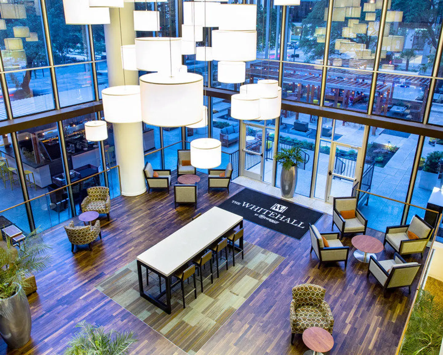 The Whitehall Houston LOUNGE_LOBBY