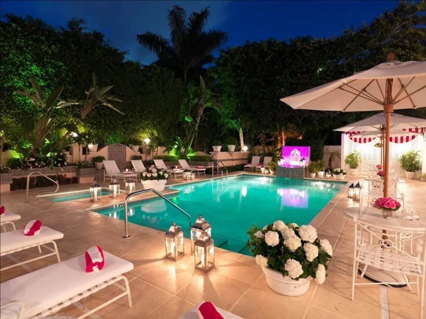 The Chesterfield Hotel Palm Beach OUTDOOR_POOL