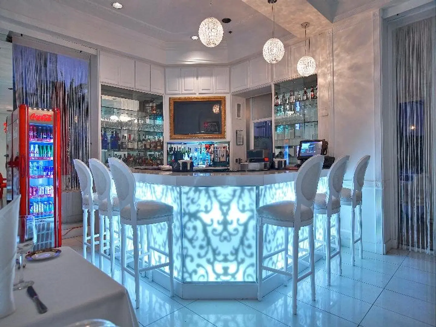 Red South Beach Hotel Bar