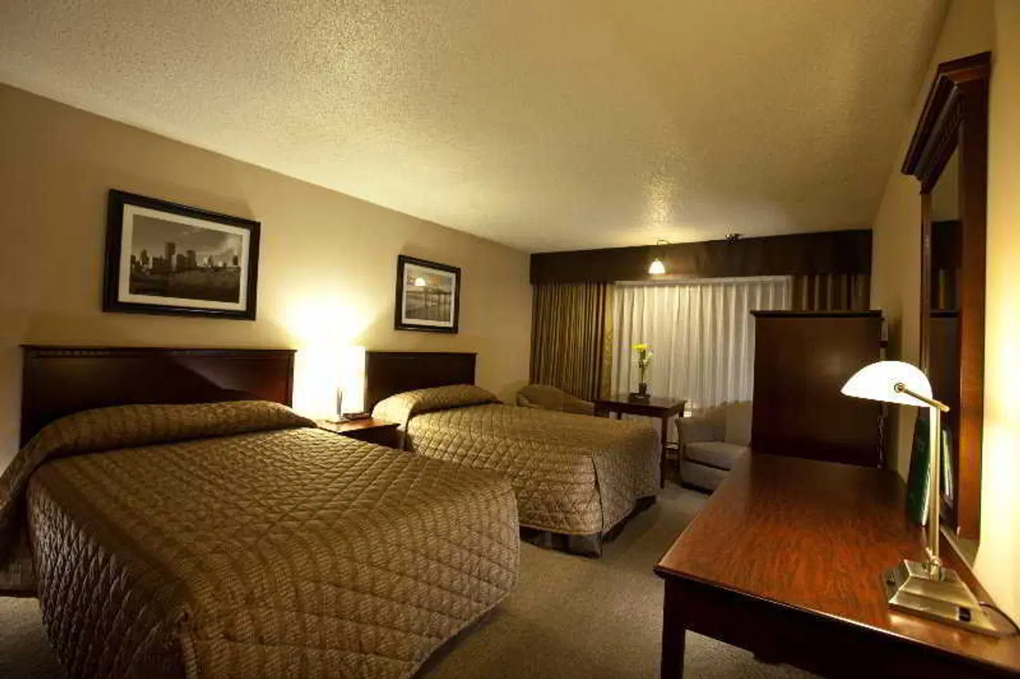 Sandman Hotel Edmonton West ROOM_EXAMPLE