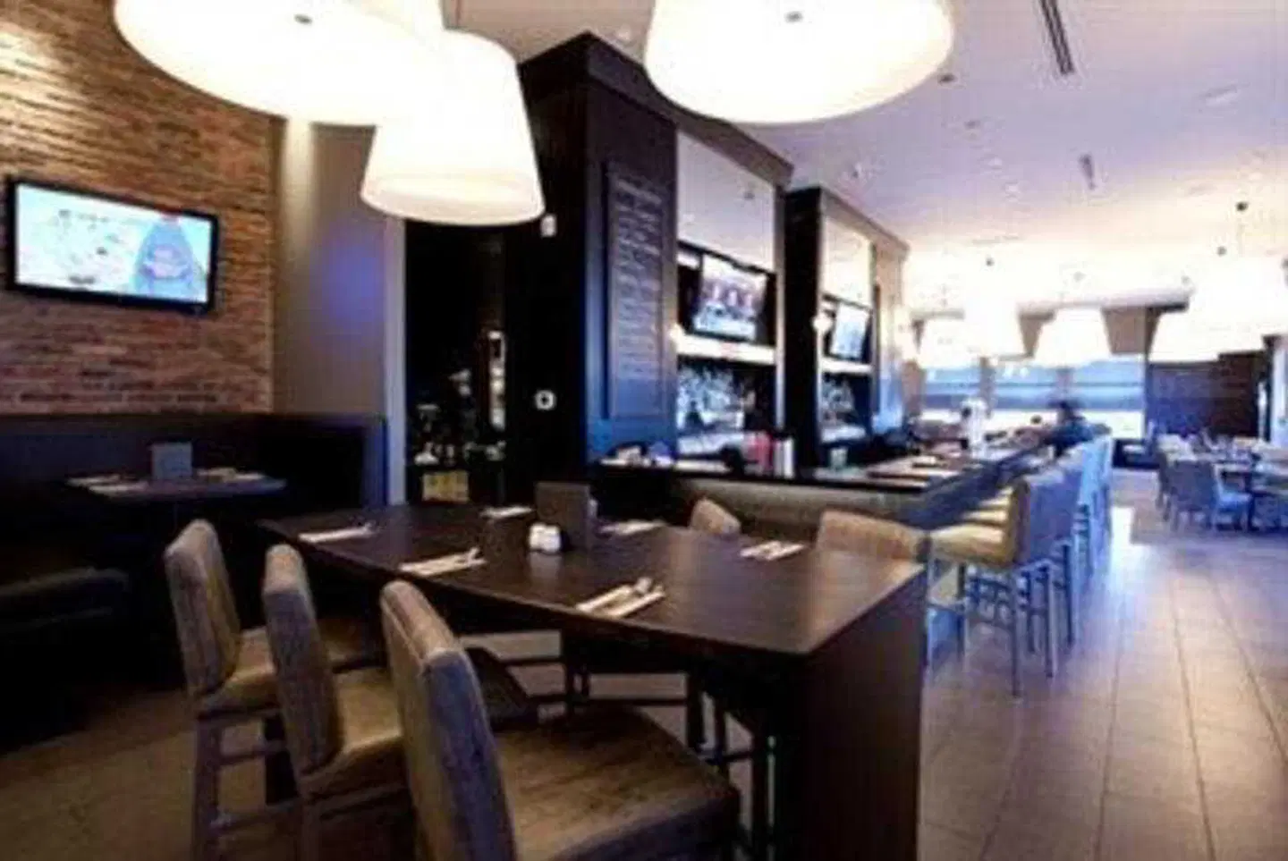 Sandman Signature Edmonton South Hotel Restaurant