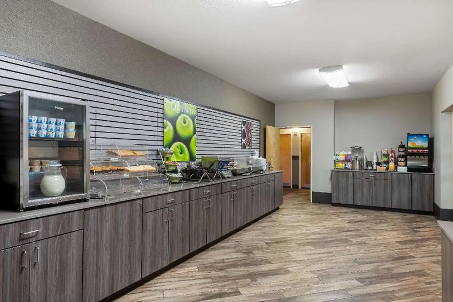 La Quinta Inn & Suites by Wyndham Fairbanks Airport LOUNGE_LOBBY