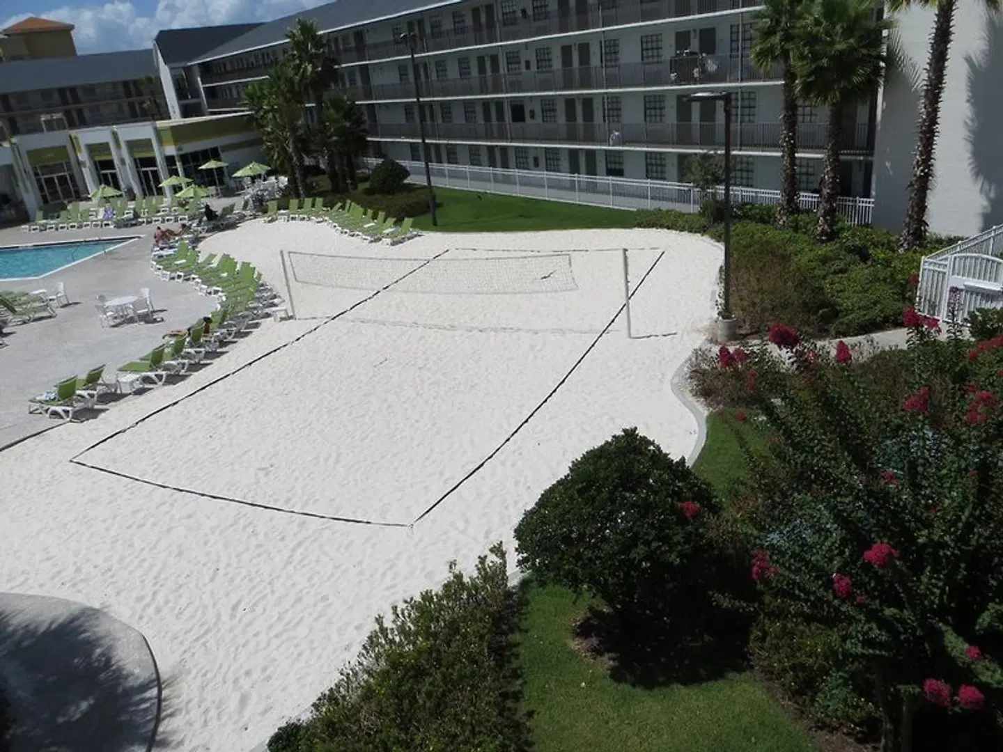 Avanti Resort EXTERIOR