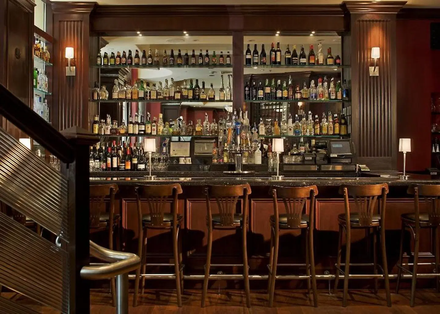 Dossier Hotel Bar