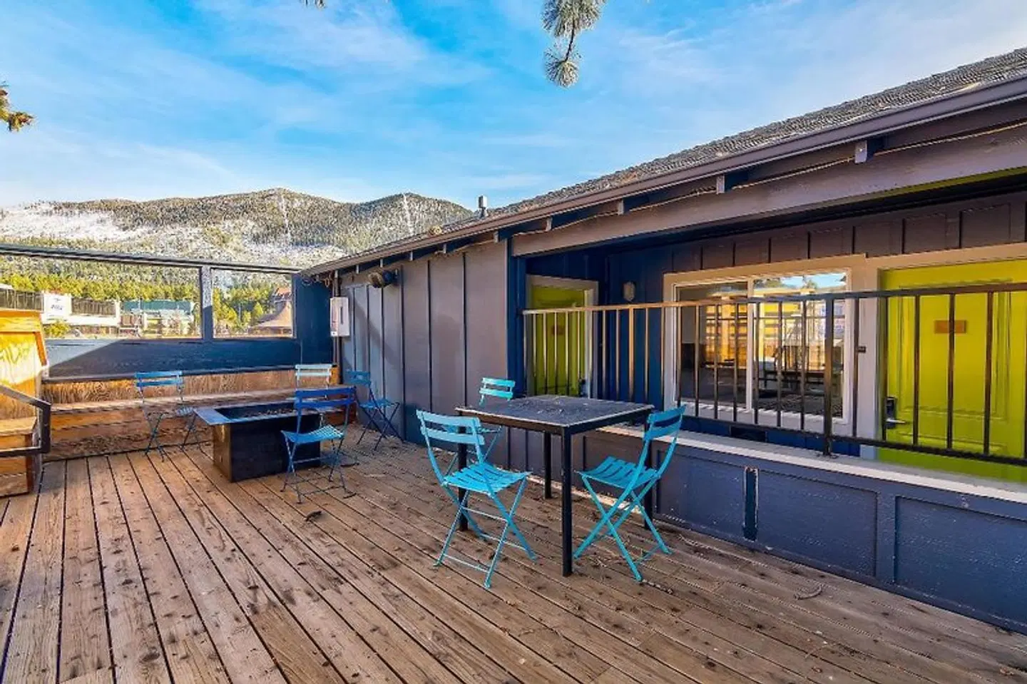 Basecamp Hotel Terrasse