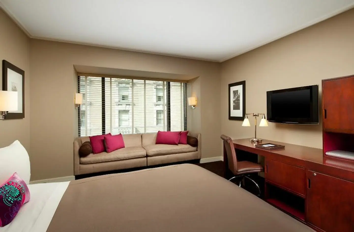 W Seattle ROOM_EXAMPLE