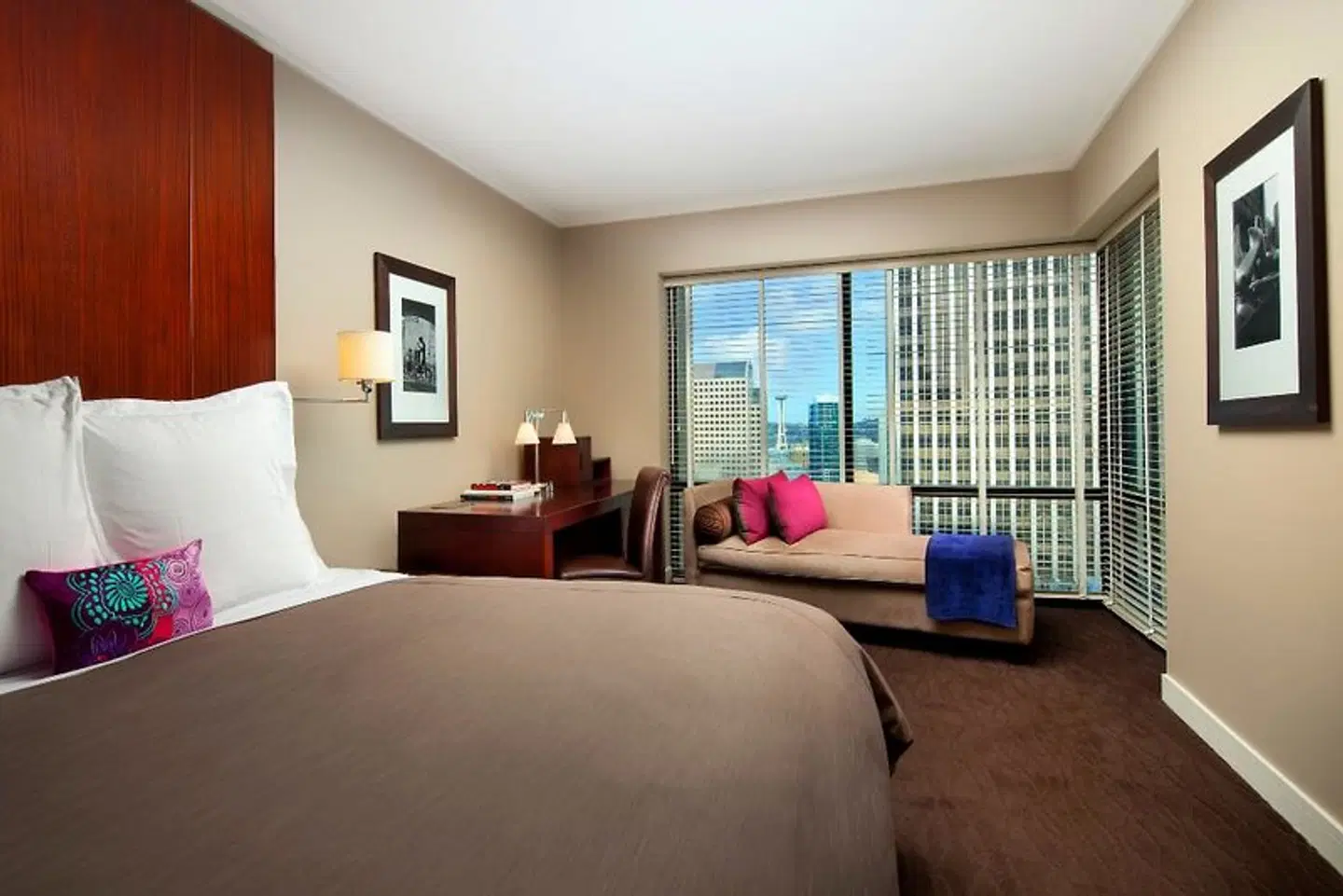 W Seattle ROOM_EXAMPLE