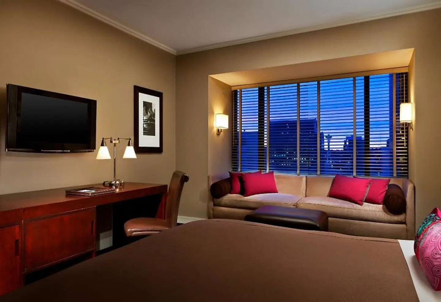 W Seattle ROOM_EXAMPLE