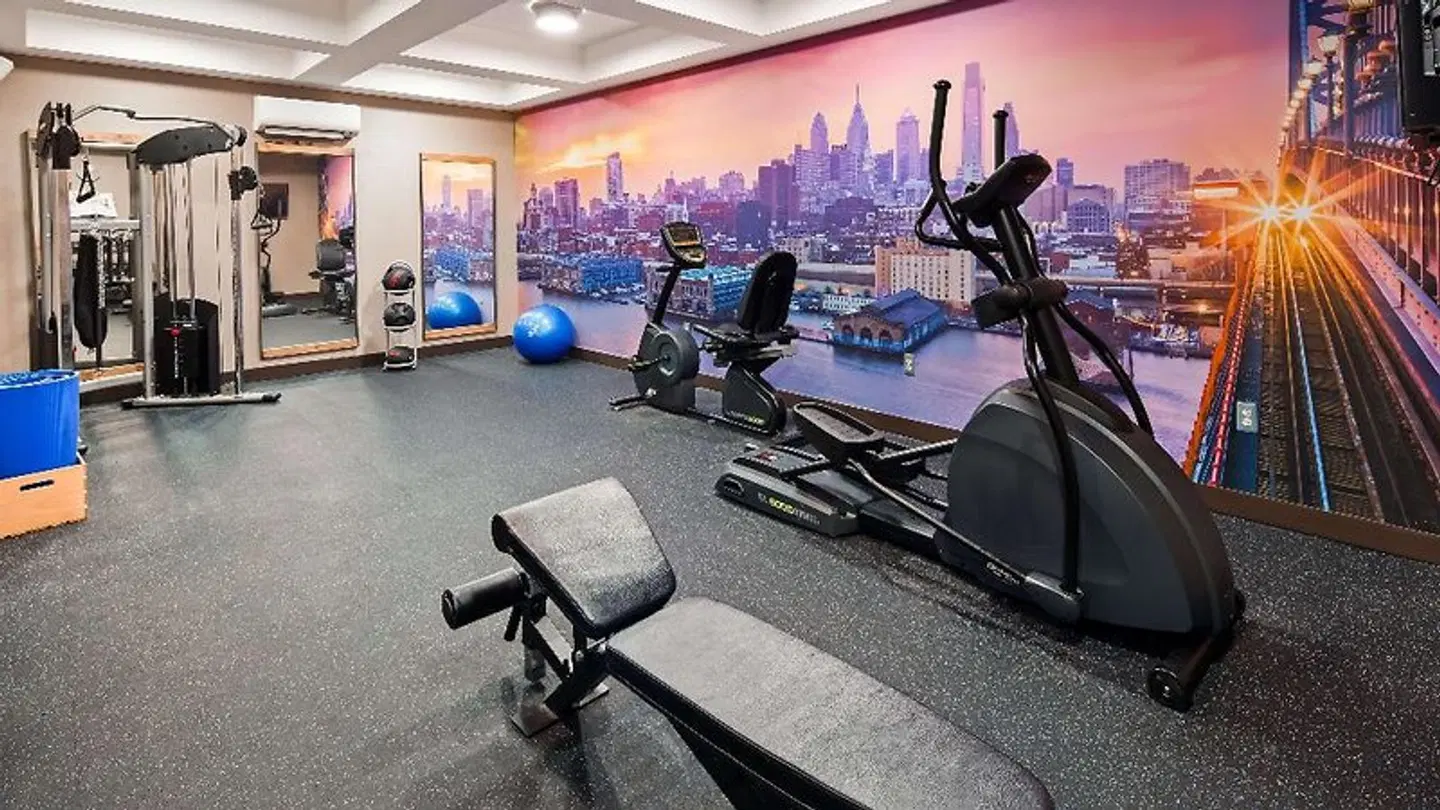 Best Western Plus Philadelphia Convention Center Hotel SPORTS_AND_LEISURE