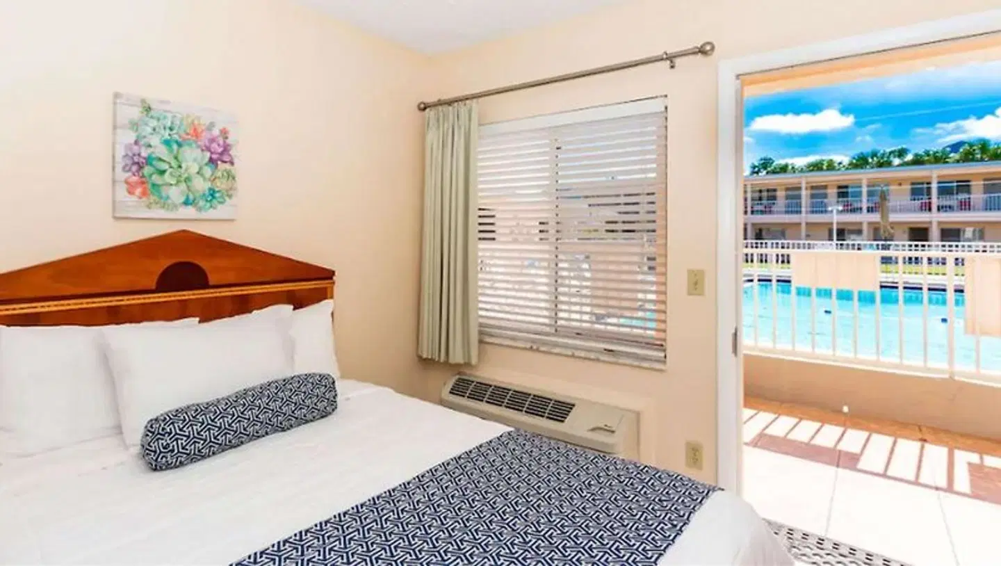 Belleair Beach Resort Motel ROOM_EXAMPLE